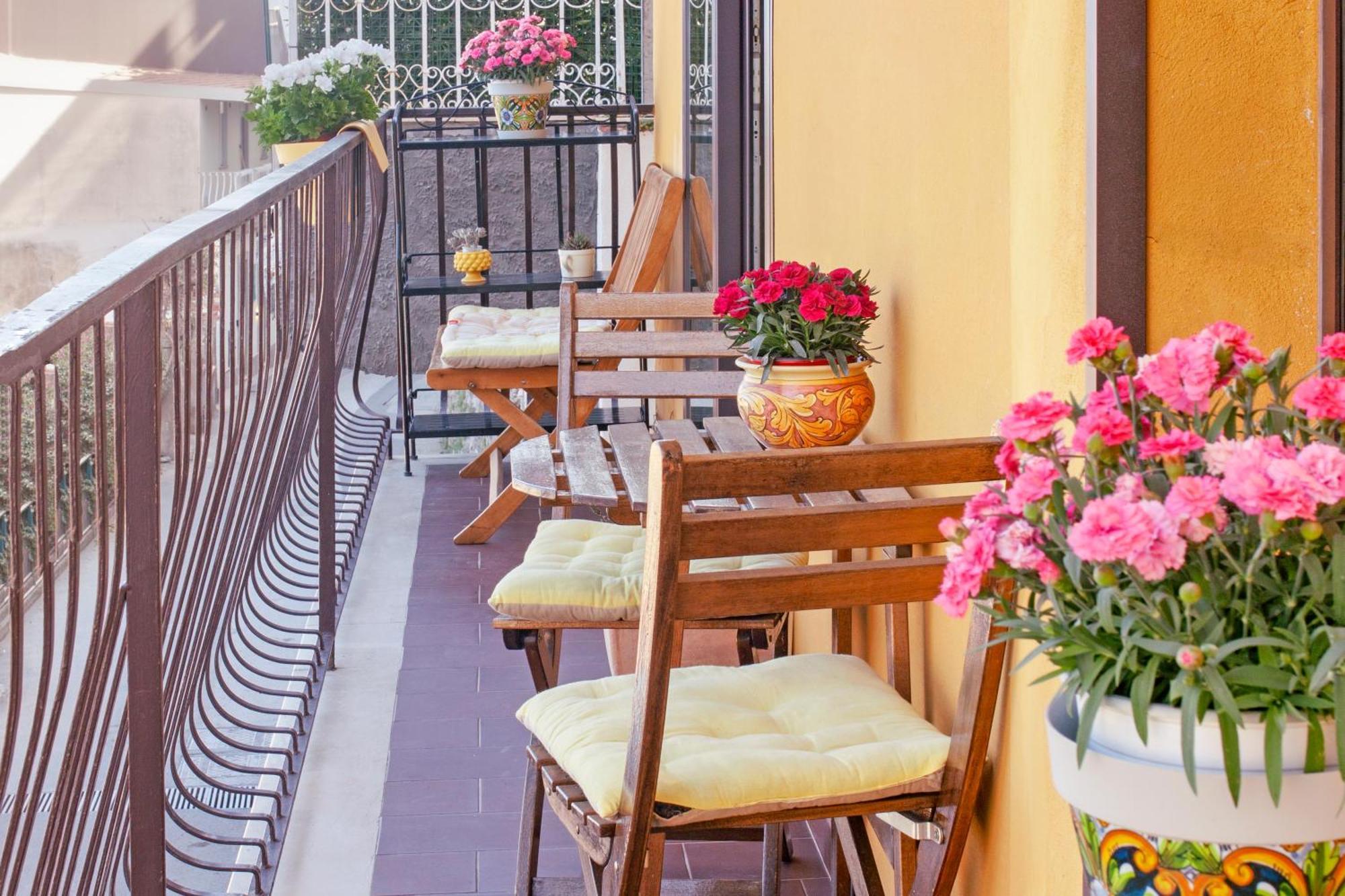 La Casa Gialla Taormina Bagian luar foto